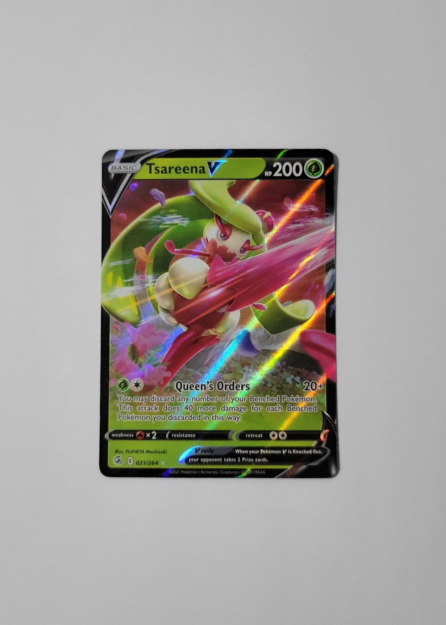 Tsareena V 021/264 - Fusion Strike