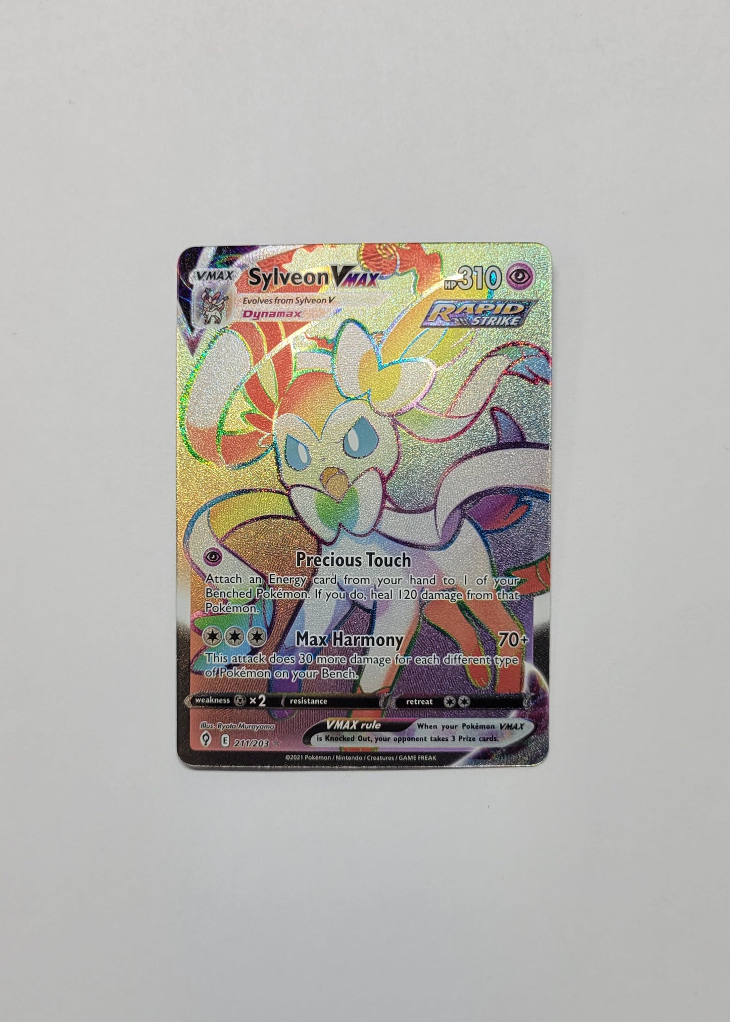 Sylveon VMAX 211/203 - Evolving Skies