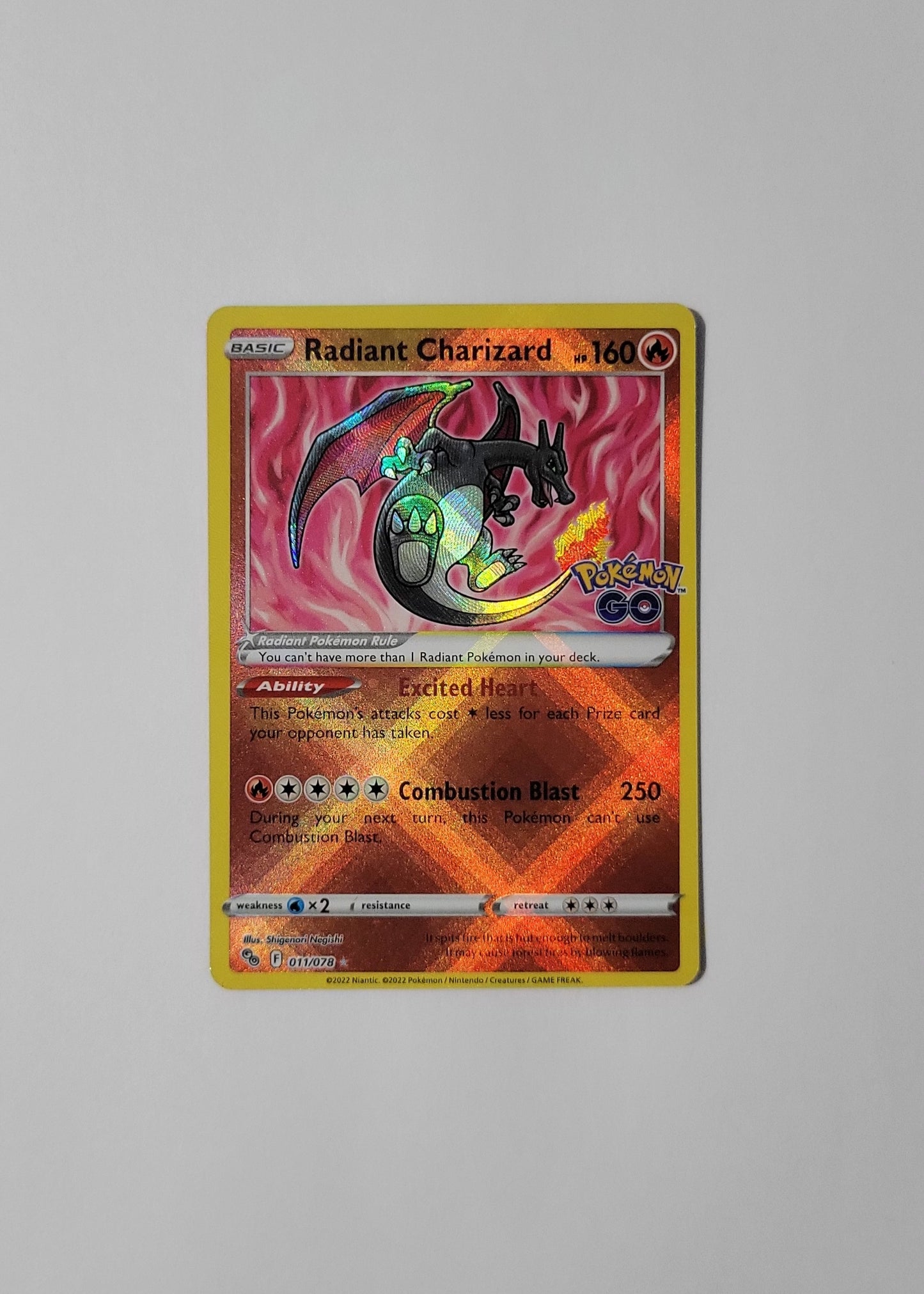 Radiant Charizard 011/078 - Pokémon Go