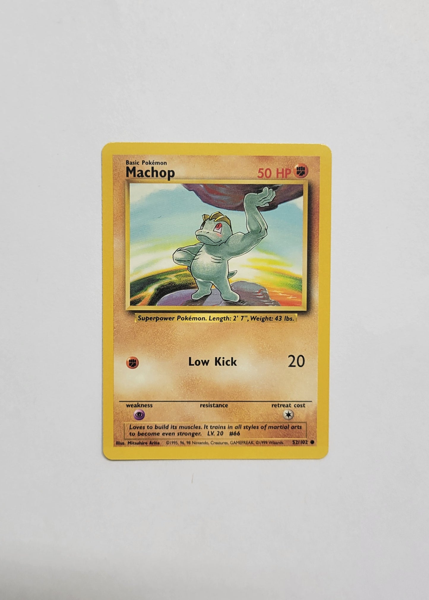 Machop 52/102 - Base Set