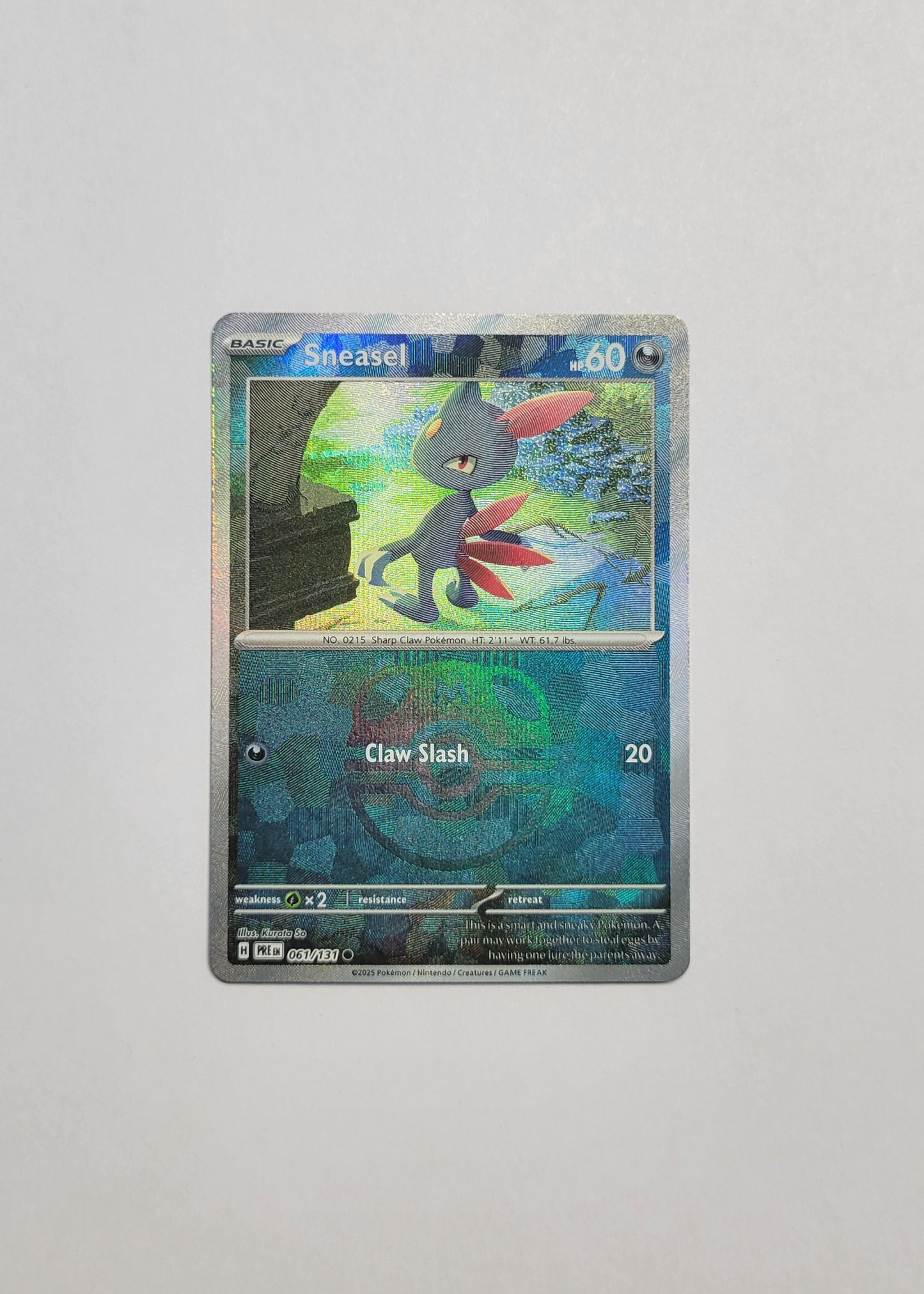 Sneasel 061/131 (Master Ball) - Prismatic Evolutions