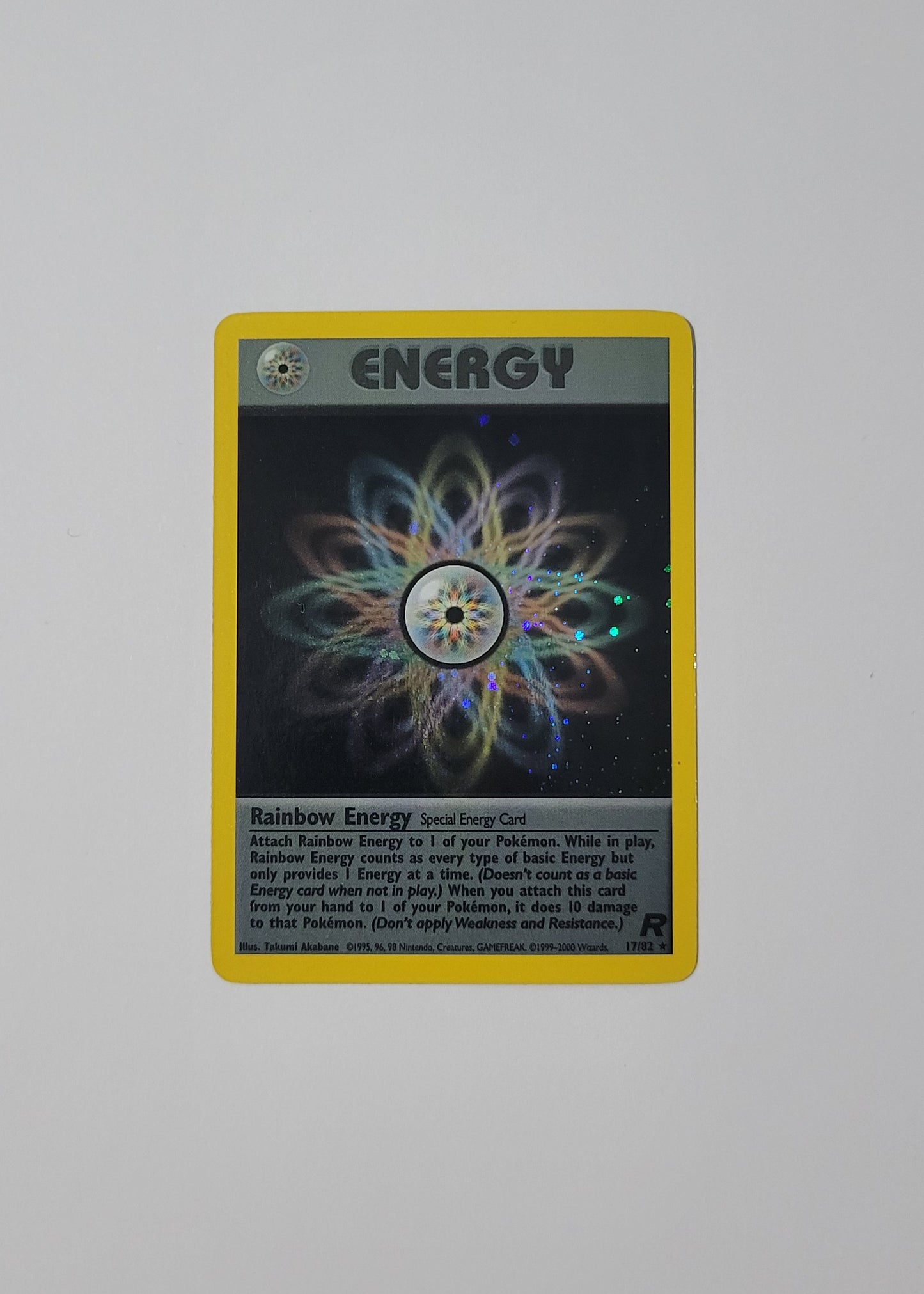 Rainbow Energy 17/82 (Holo) - Team Rocket
