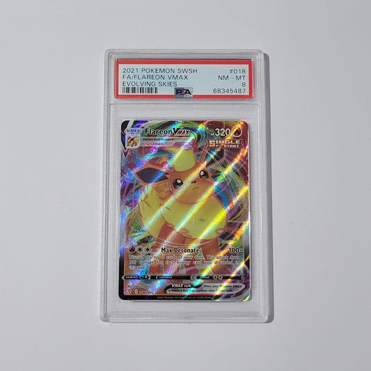 Flareon VMAX 018/203 - Evolving Skies - PSA 8