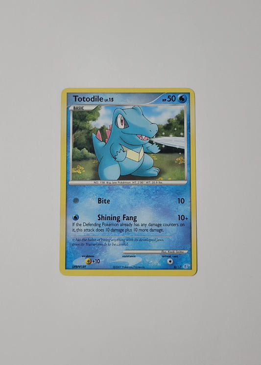 Totodile 8/12 - Diamond & Pearl: Trainer Kit - Manaphy