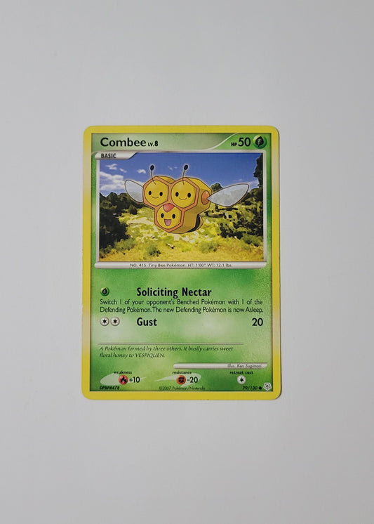 Combee 79/130 - Diamond & Pearl Base Set