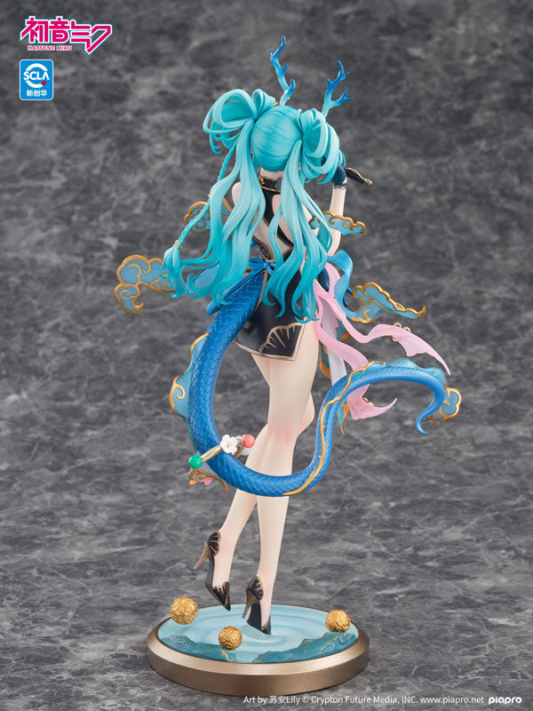 (Pre-Order) KAIYODO: Vocaloid - Hatsune Miku Azure Dragon Ver. 1/7 Scale Figure