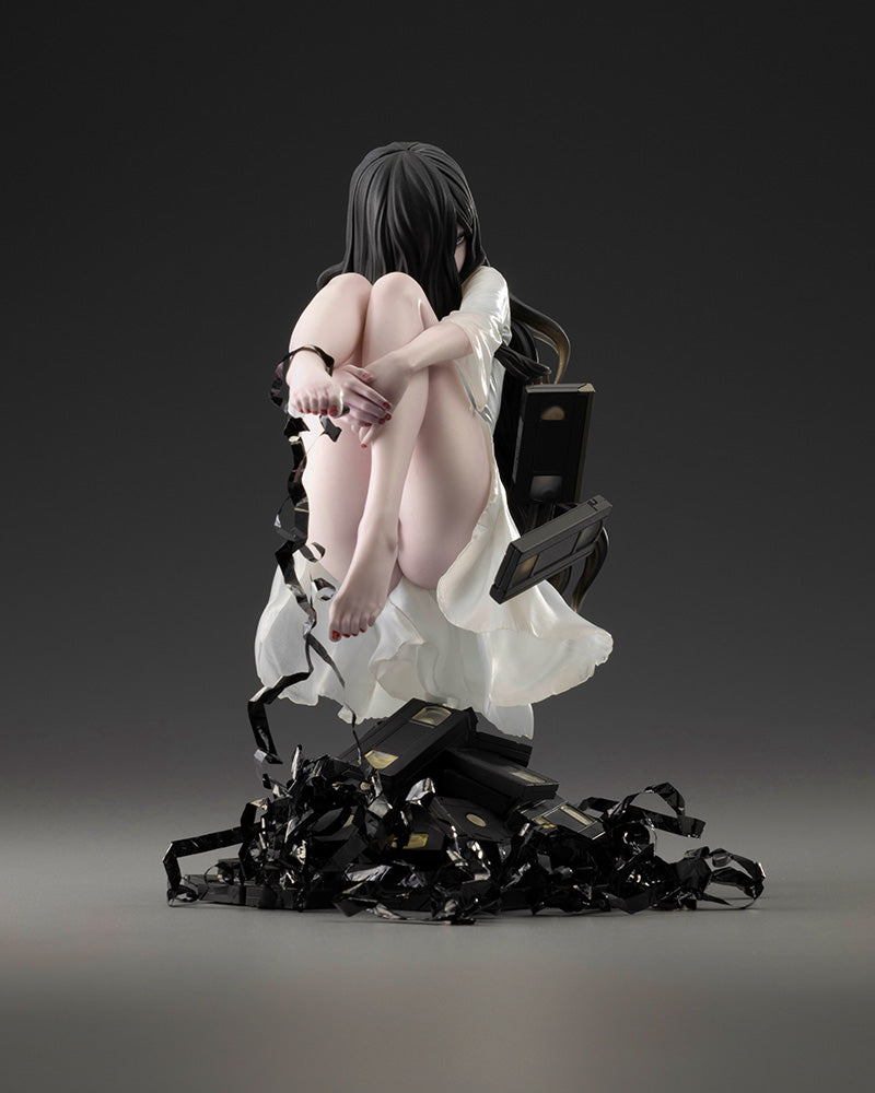 (Pre-Order) Kotobukiya: Sadako - Sadako Bishoujo Statue (Reissue) 1/7 Scale Figure