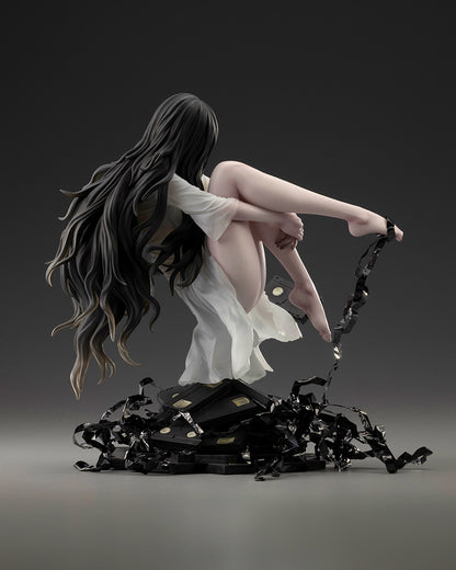 (Pre-Order) Kotobukiya: Sadako - Sadako Bishoujo Statue (Reissue) 1/7 Scale Figure